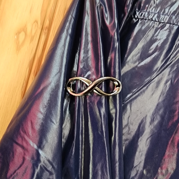 Iridescent Hooded Jacket - Picture 6 of 6